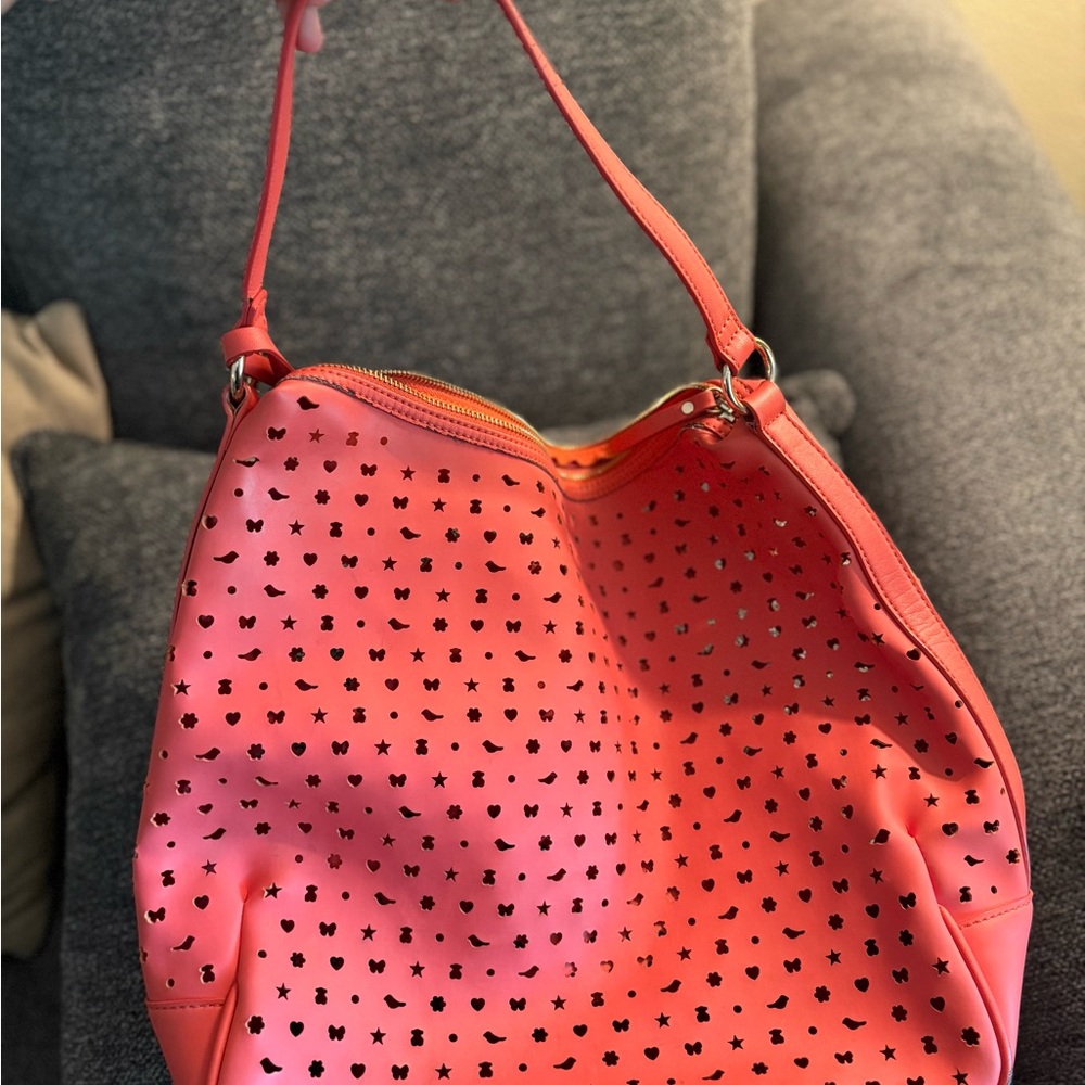 Tous Pink Perforated Shoulder Bag - Picture 2 of 8